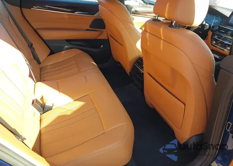 2019 BMW 640I Gran Turismo xDrive z USA, uszkodzony, nr VIN WBAJV6C52KBK08272